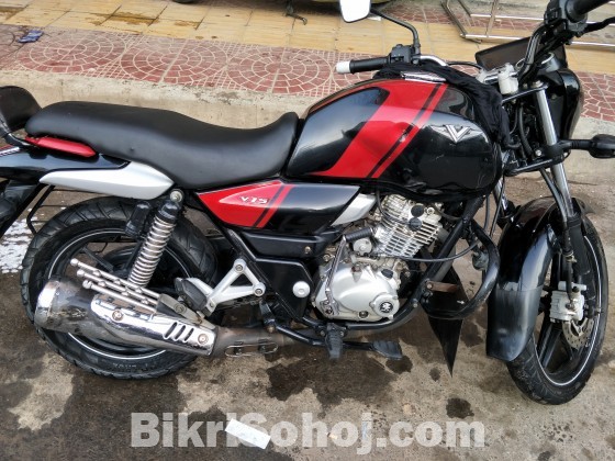 Bajaj V15